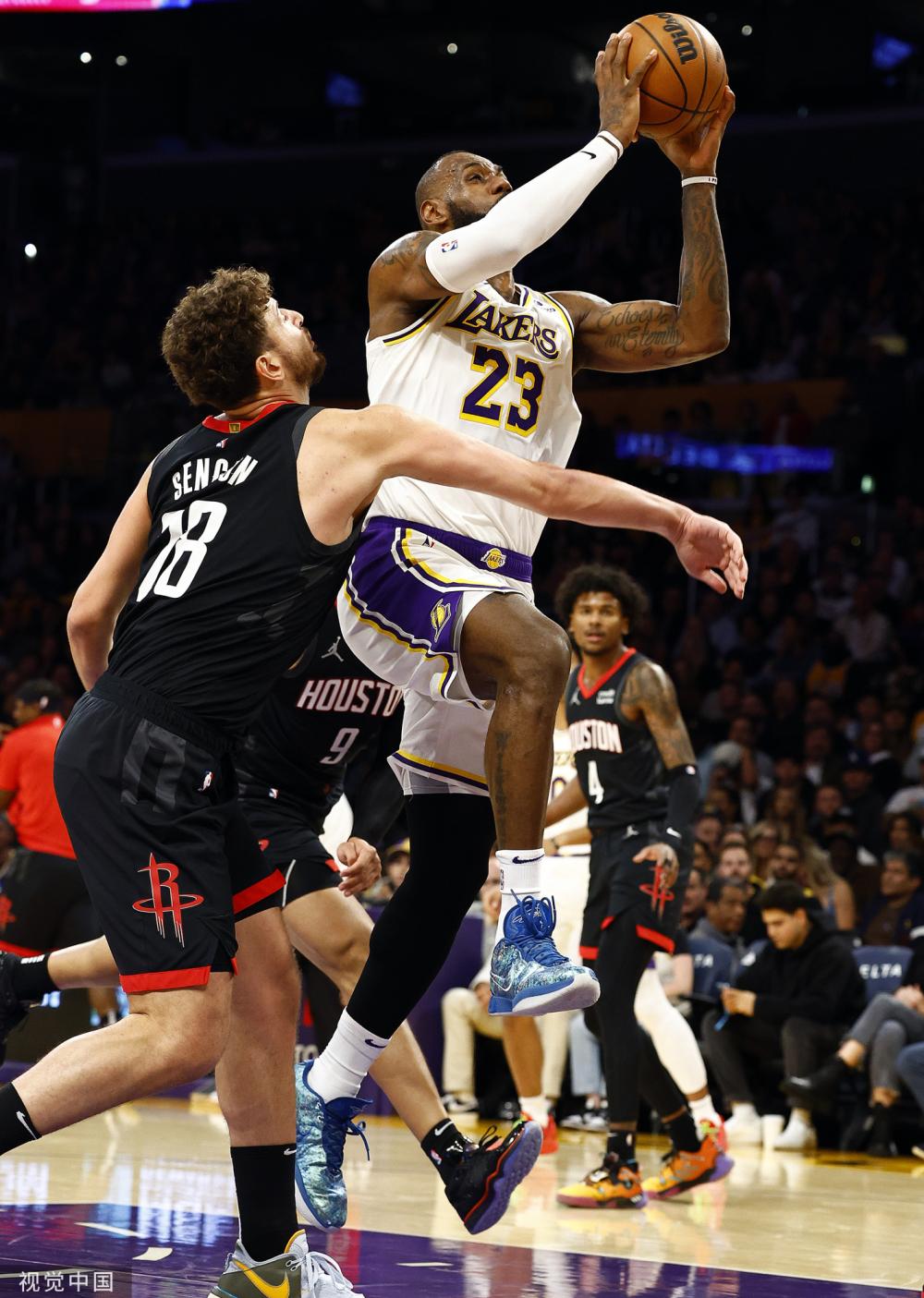 北京大學隊再次證明了沒有對手的存在 粉色風暴女子籃球聯賽冠軍爭奪戰如同一場表演.